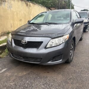 TOYOTA COROLLA 2011